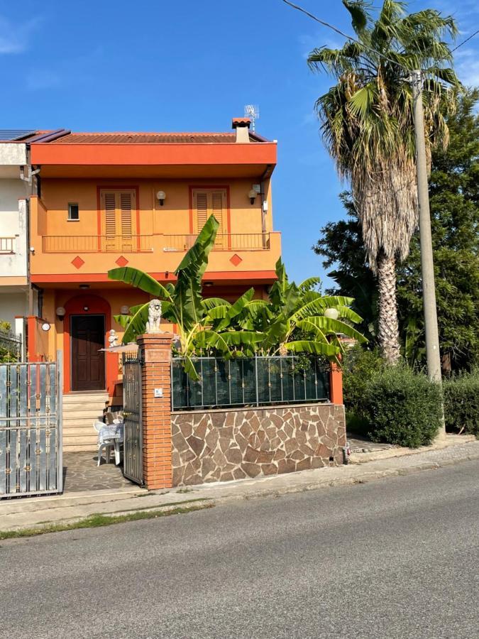 Residence Don Turi Villafranca Tirrena Exteriér fotografie